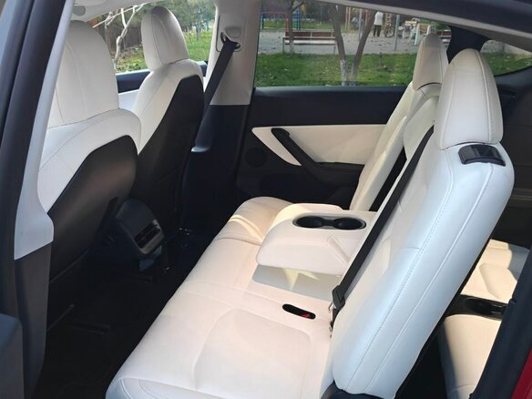 2021 Tesla Model Y Long Range Dual Motor I, красный, 4190000 рублей - вид 17