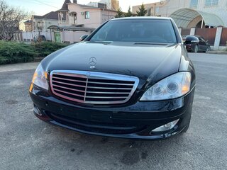 2005 Mercedes-Benz S-Класс 500 Long V (W221), чёрный, 1200000 рублей, вид 1