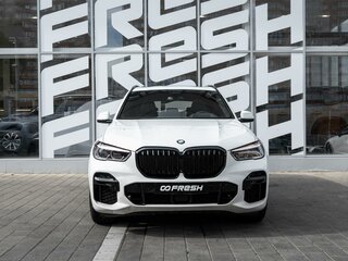 2021 BMW X5 40i IV (G05/G18), белый, 8549000 рублей, вид 3