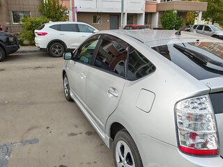 2007 Toyota Prius II Рестайлинг (XW20), серый, 830000 рублей, вид 4