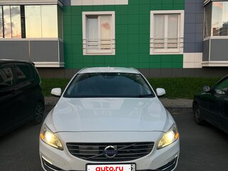 2013 Volvo V60 I Рестайлинг, белый, 1330000 рублей, вид 2