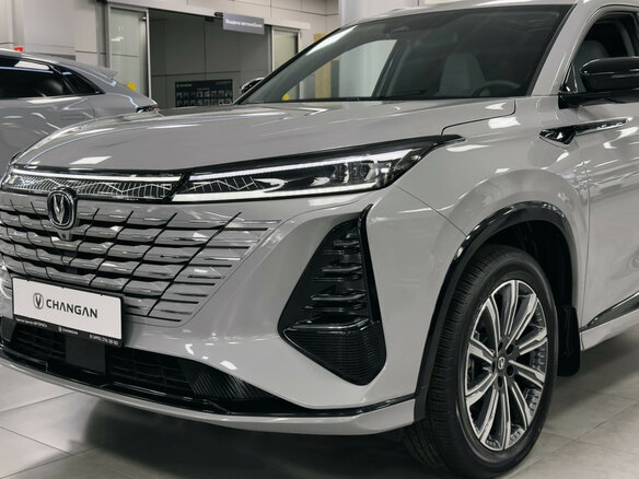 2026 Changan CS75 Plus IV, серебристый, 4299900 рублей - вид 12