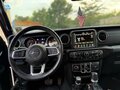 2022 Jeep Wrangler IV (JL), чёрный, 5500000 рублей - вид 2