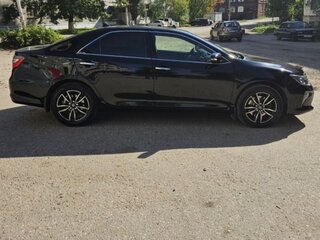 2014 Toyota Camry US Market VII (XV50) Рестайлинг, чёрный, 1510000 рублей, вид 3
