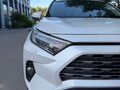 2020 Toyota RAV4 V (XA50), белый - вид 2