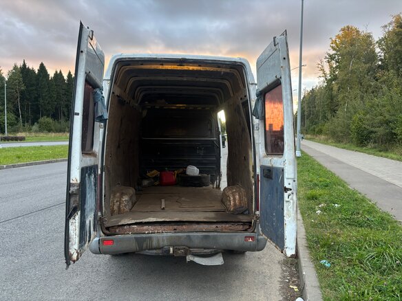 2000 Mercedes-Benz Sprinter, белый, 360000 рублей - вид 13