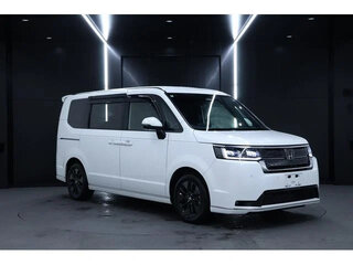 2023 Honda Stepwgn Spada VI, белый, 2350000 рублей, вид 1