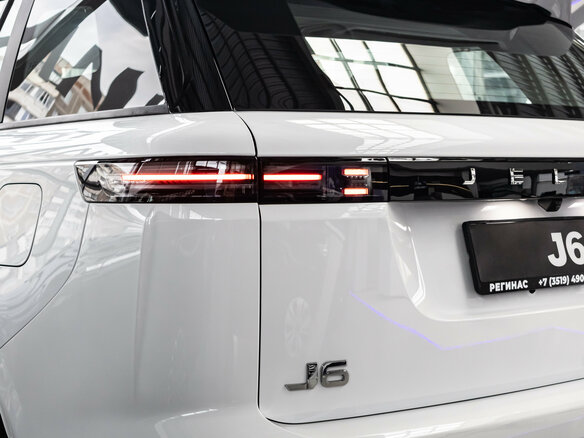 2026 Jeland J6, белый - вид 11