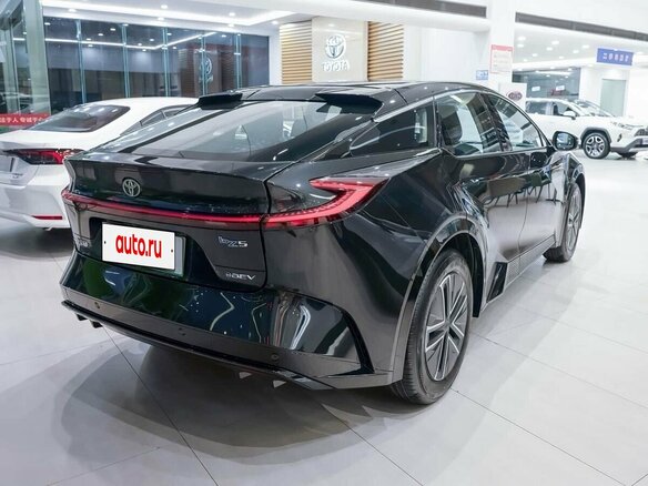 2026 Toyota bZ5 550, чёрный, 4181000 рублей - вид 5