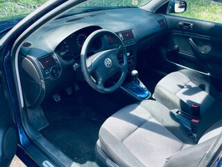2000 Volkswagen Golf IV, синий, 330000 рублей, вид 5