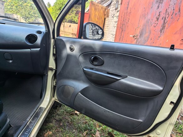 2013 Daewoo Matiz I Рестайлинг, бежевый, 299000 рублей - вид 10