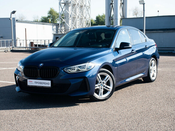 2021 BMW 1 серии 120i III (F52) Рестайлинг, синий, 2637000 рублей