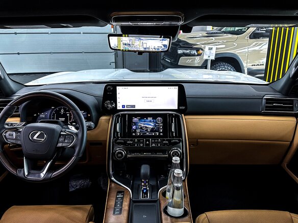 2025 Lexus LX 700h IV, белый, 19811600 рублей - вид 18