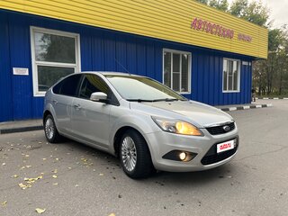 2011 Ford Focus II Рестайлинг, серебристый, 560000 рублей, вид 2