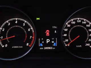 2011 Mitsubishi Outlander II Рестайлинг, серый, 850000 рублей, вид 3