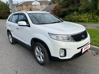 2014 Kia Sorento II Рестайлинг, белый, 1700000 рублей, вид 5