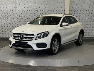2017 Mercedes-Benz GLA 200 I (X156), белый, 1700000 рублей, вид 3