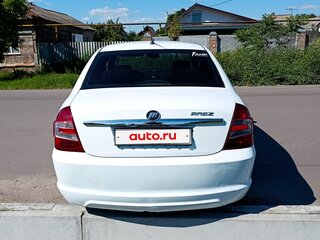 2011 Lifan Breez (520), белый, 287000 рублей, вид 4