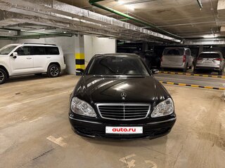 2004 Mercedes-Benz S-Класс 500 Long IV (W220) Рестайлинг, чёрный, 1900000 рублей, вид 4