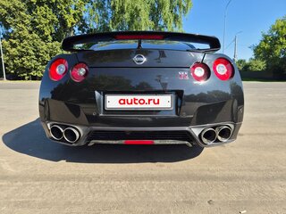 2011 Nissan GT-R I Рестайлинг 1, чёрный, 6490000 рублей, вид 4