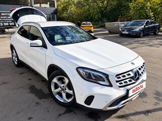 2018 Mercedes-Benz GLA 250 I (X156) Рестайлинг, белый, 2200000 рублей, вид 2