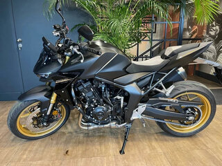 2026 Honda CB 1000 Hornet, серый, 1750000 рублей, вид 2