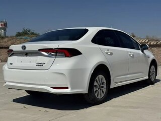 2023 Toyota Corolla XII (E210), белый, 1545000 рублей, вид 4