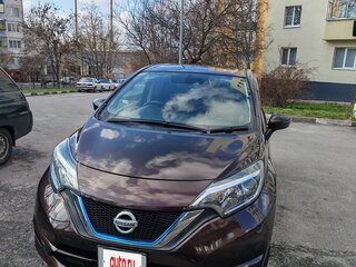 2016 Nissan Note e-Power II Рестайлинг, коричневый, 1120000 рублей, вид 5