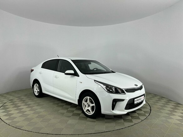 2020 Kia Rio IV, белый, 1332000 рублей - вид 2