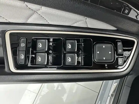2022 Jetta VS7 I Рестайлинг 1, серый, 1750000 рублей - вид 7