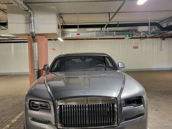 2020 Rolls-Royce Wraith, чёрный, 31700000 рублей - вид 1