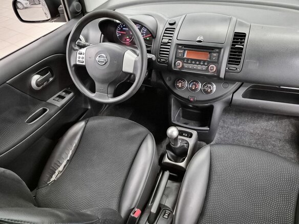2013 Nissan Note I Рестайлинг, бежевый, 618000 рублей - вид 16