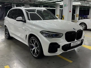 2022 BMW X5 40i IV (G05/G18), белый, 8800000 рублей, вид 1