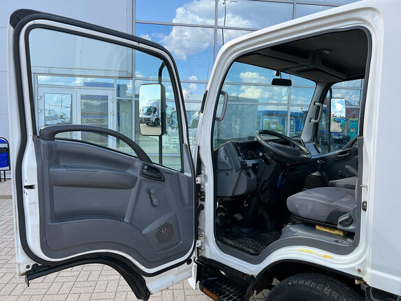 2014 Isuzu Elf (N-series), белый, 1420000 рублей - вид 4