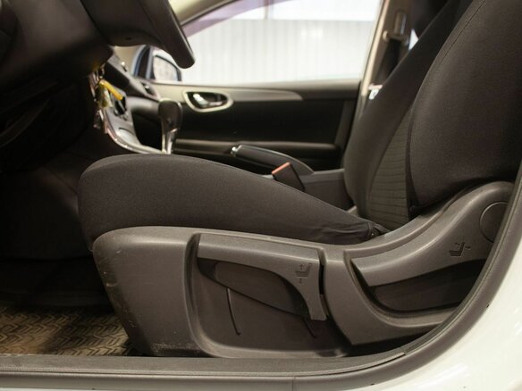 2015 Nissan Sentra VII (B17), белый, 985000 рублей - вид 32