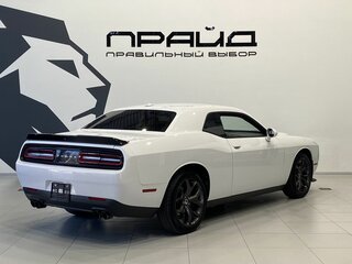 2019 Dodge Challenger III Рестайлинг 2, белый, 3944900 рублей, вид 5