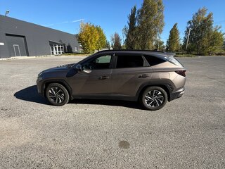 2022 Hyundai Tucson IV, коричневый, 3000000 рублей, вид 5