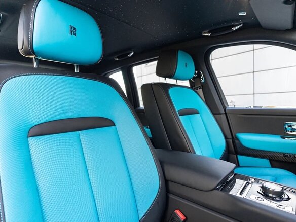 2025 Rolls-Royce Cullinan Black Badge I Рестайлинг (Series II), чёрный, 59990000 рублей - вид 20