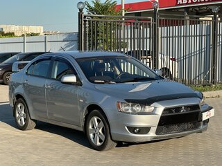 2008 Mitsubishi Lancer X, серебристый, 697000 рублей, вид 3
