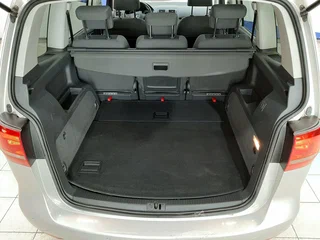 2012 Volkswagen Touran I Рестайлинг 2, серебристый, 1040000 рублей, вид 5