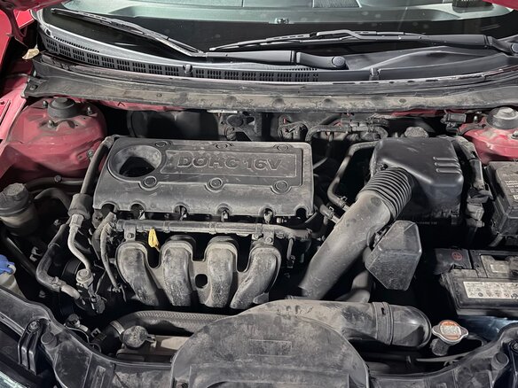 2011 Kia Cerato Koup II, красный - вид 17