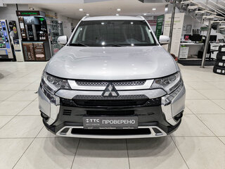 2021 Mitsubishi Outlander III Рестайлинг 3, серебристый, 2690000 рублей, вид 2