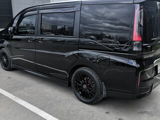 2019 Honda Stepwgn Spada V Рестайлинг, чёрный, 2240000 рублей, вид 4