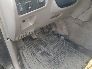 2007 Toyota Land Cruiser 105 100 Series Рестайлинг 2, чёрный, 2550000 рублей, вид 5