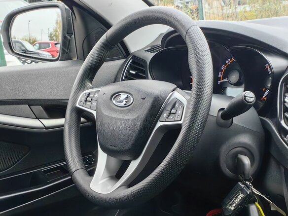 2019 Lada (ВАЗ) Vesta I, чёрный, 779000 рублей - вид 11