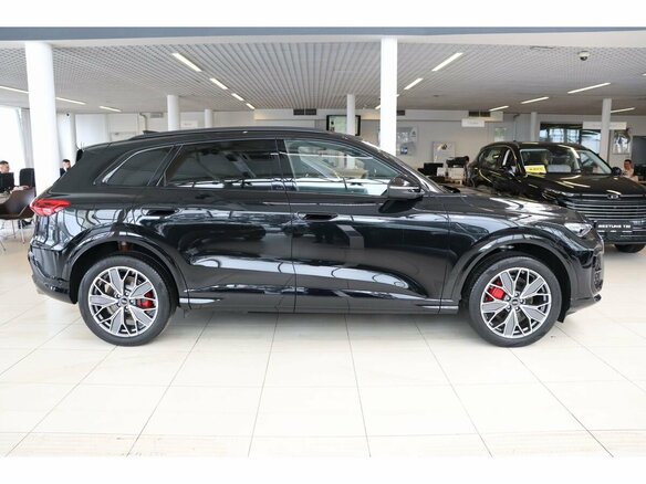 2026 Audi Q5 L III (GU), чёрный, 6799000 рублей - вид 6