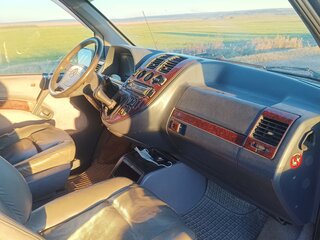 1998 Mercedes-Benz V-Класс 230 I (W638), чёрный, 630000 рублей, вид 4