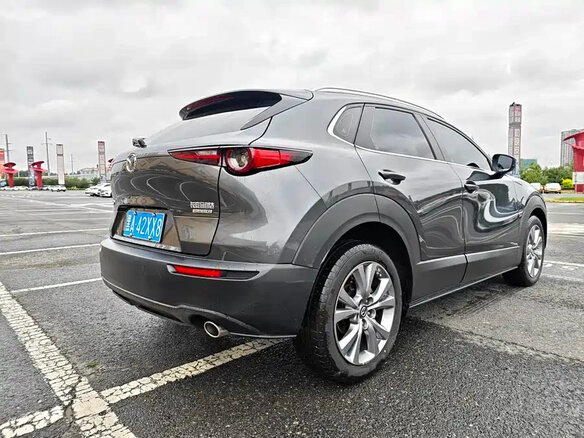 2025 Mazda CX-30 I, чёрный, 2111255 рублей - вид 11