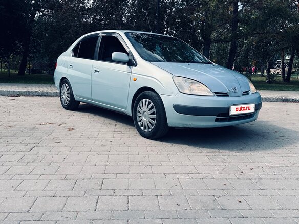1998 Toyota Prius I (XW10), зелёный, 250000 рублей - вид 1