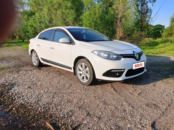 2013 Renault Fluence I Рестайлинг, белый, 750000 рублей - вид 3